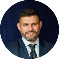 Adwokat Dawid Suszyński – specjalista AI Act i RODO